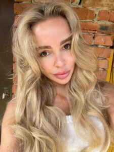 Элитная модель Юлиана Drive Models